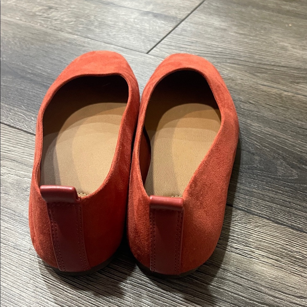 Universal Thread Women's Rust Flats - image 2